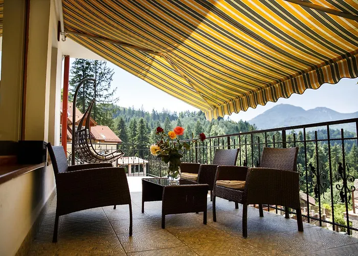 Charming In A Private Mountain Вілла